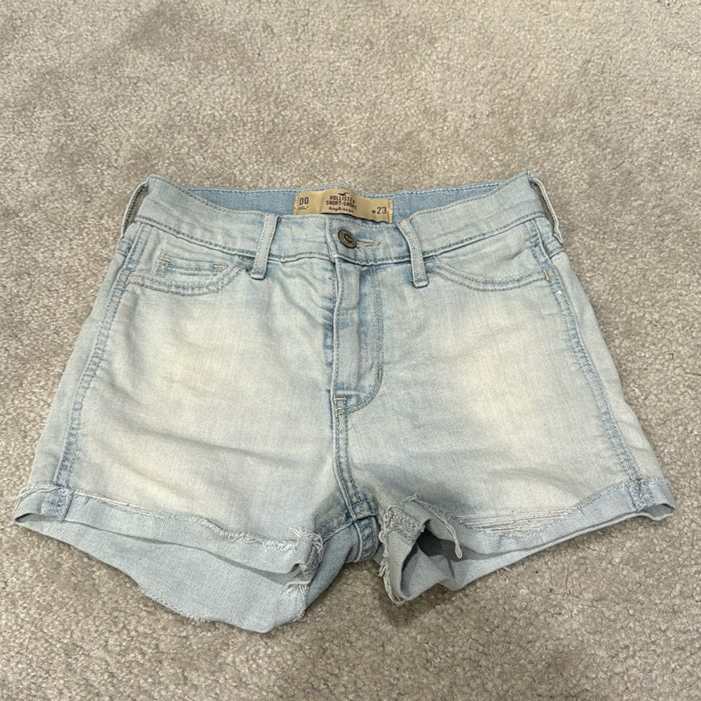 Hollister High Rise Short-Short